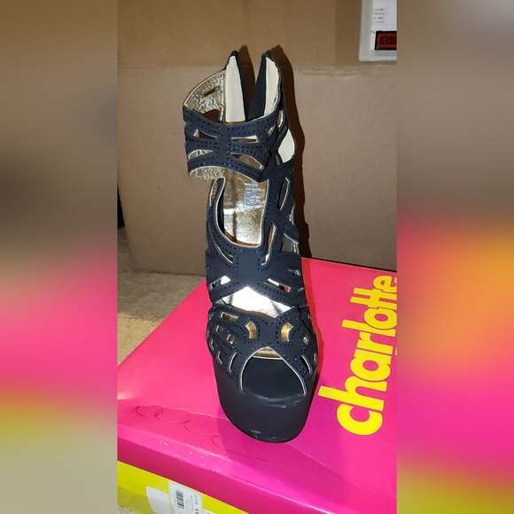 Wedges - Picture 3 of 4